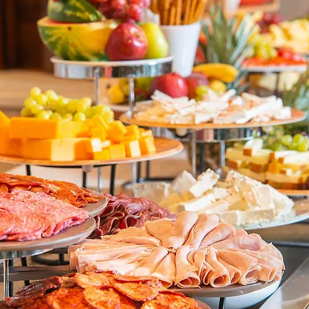 리조트 Melia Sunny 4*