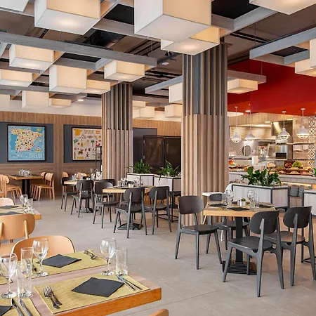 Ośrodek wypoczynkowy Melia Sunny 4*