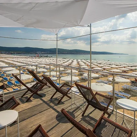 Rezort Melia Sunny 4*