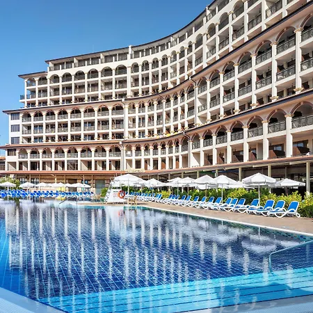 Rezort Melia Sunny 4*