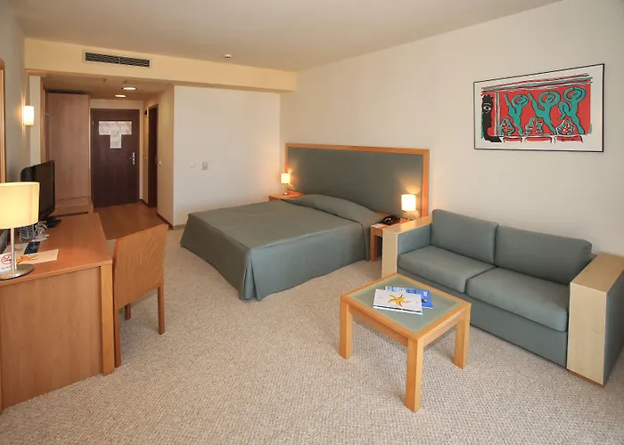 Rezort Melia Sunny 4*