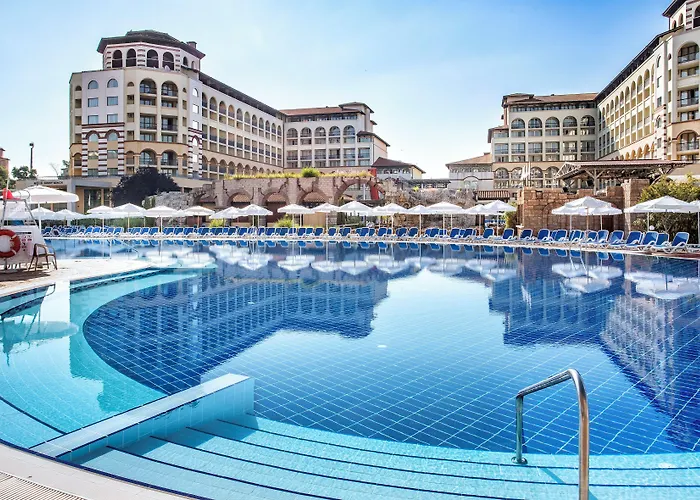 Rezort Melia Sunny 4*